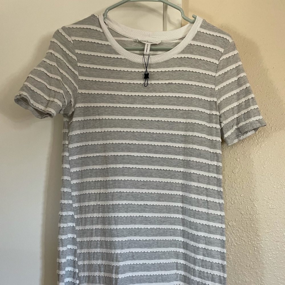 BCBG Grey Scalloped T-Shirt Dress - Small